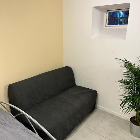 Next To Motlava Apartment غدانسك المظهر الخارجي الصورة